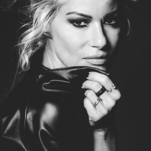 Photo portrait mode Alexia Vic : Photographe PAD